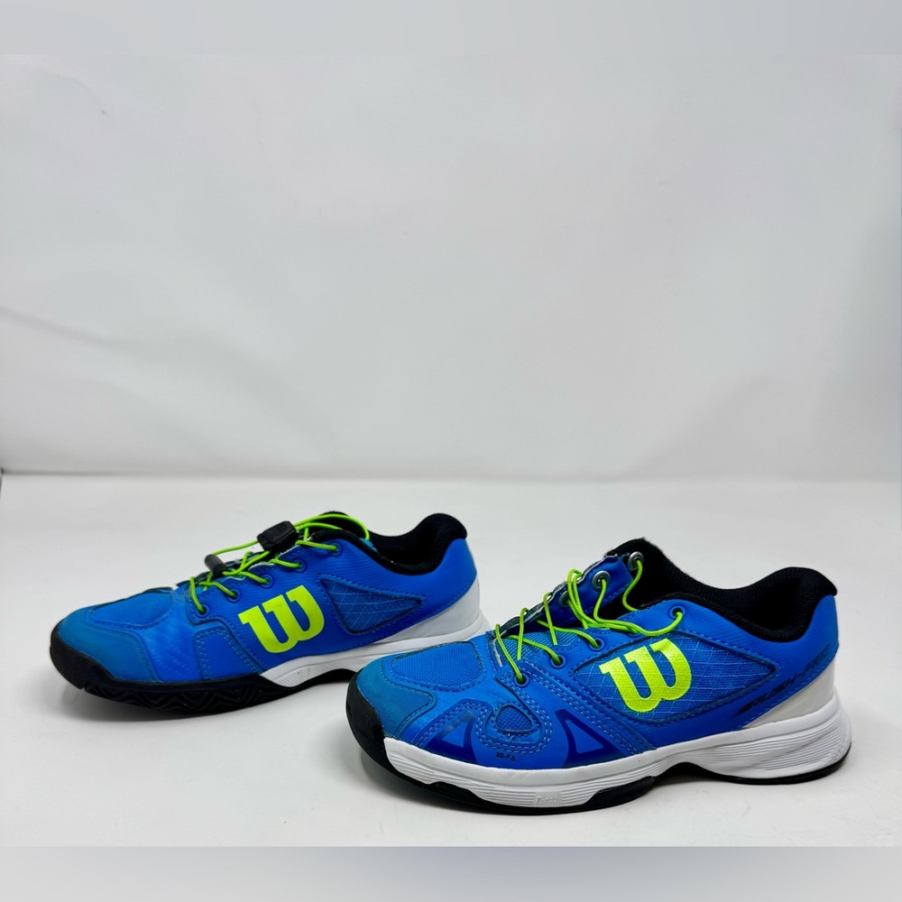 Wilson Kids Sneakers in Blue and Neon Green
